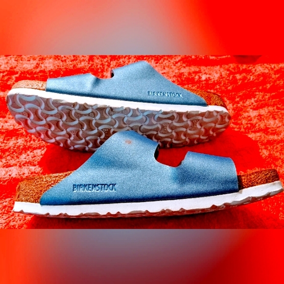 Birkenstock Blue colbalt leather size 8 sandals with double design straps - Picture 4 of 9